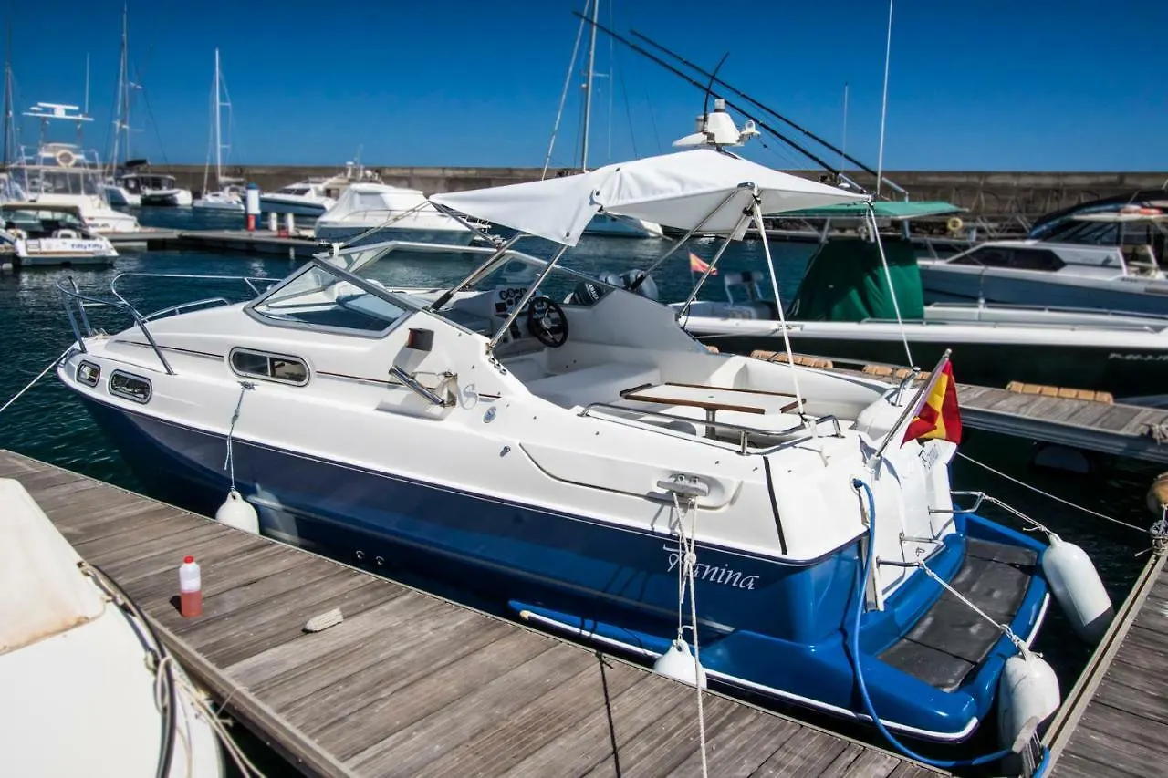 Botel Cozy Boat To Unwind By The Ocean Hotel Puerto Calero